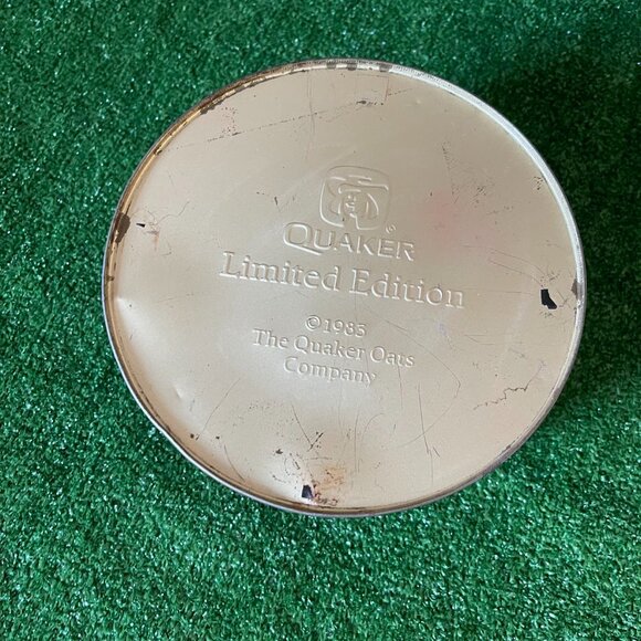 Pure Quaker Oats Limited Edition 1983 Vintage Tin Can Storage w/ Cookie Recipe - Picture 8 of 12